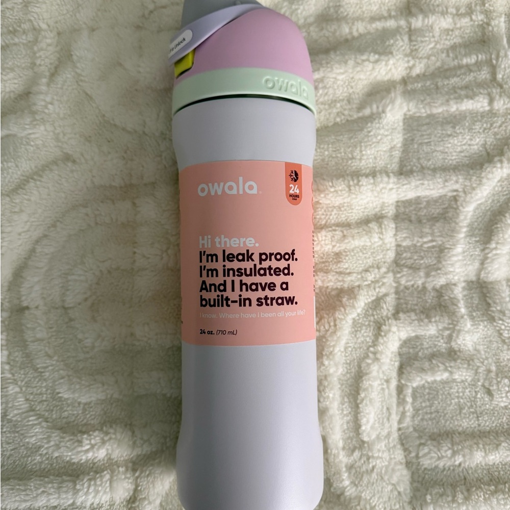 Owala FreeSip 24oz. - Candy Coated